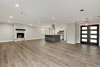 202 Brandywyne Dr in Friendswood, TX - Building Photo - Building Photo