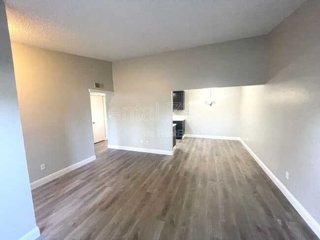 property at 1313 Floyd Ave