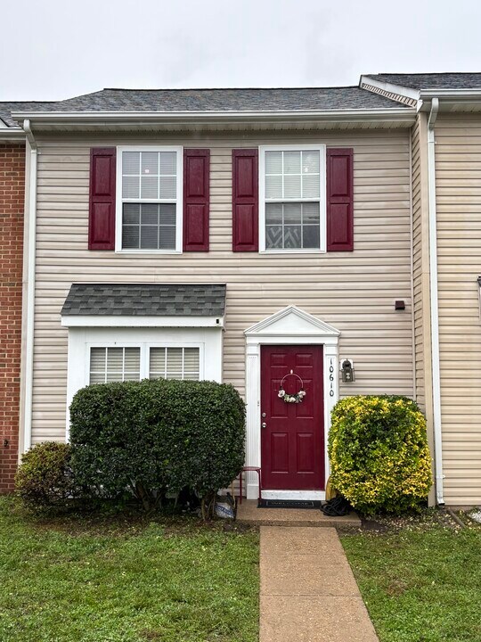 10610 Boxmeer Ct in Fredericksburg, VA - Building Photo