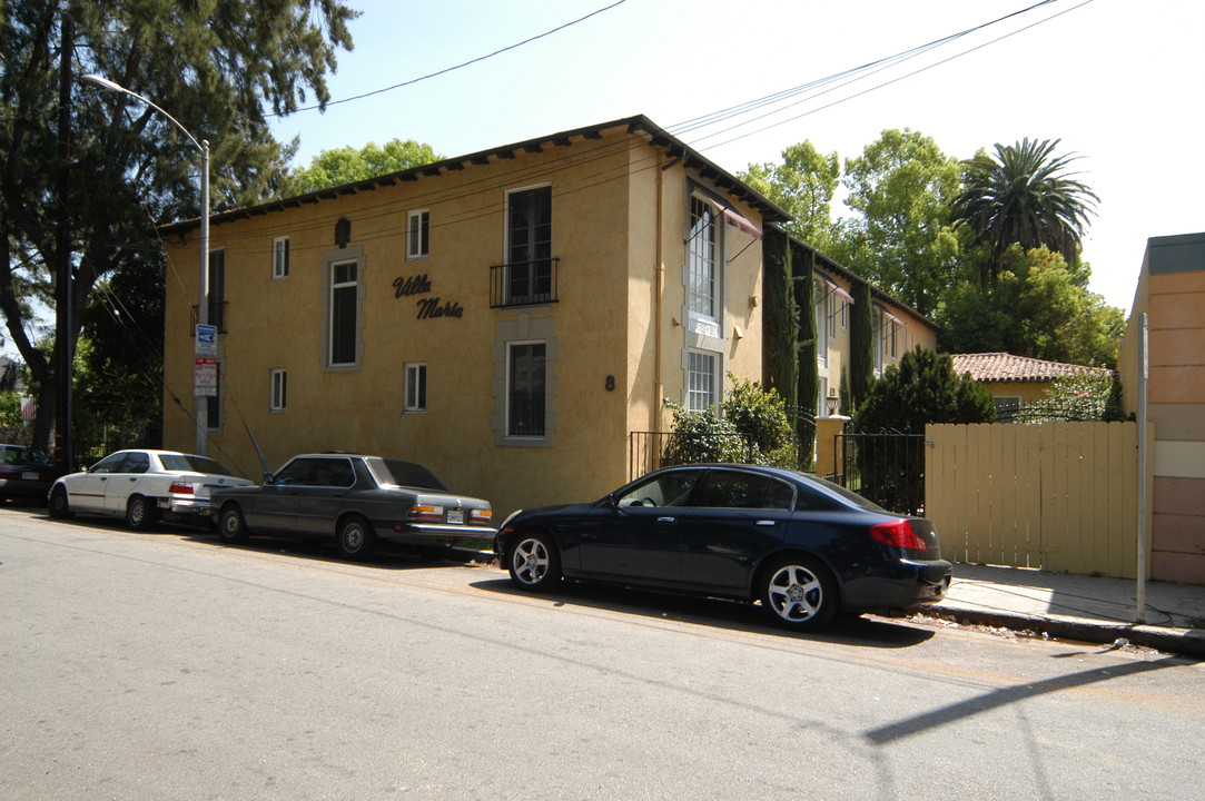 8 Esther St in Pasadena, CA - Building Photo