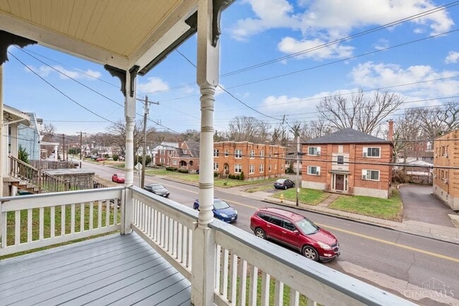 4223 Virginia Ave in Cincinnati, OH - Building Photo - Building Photo
