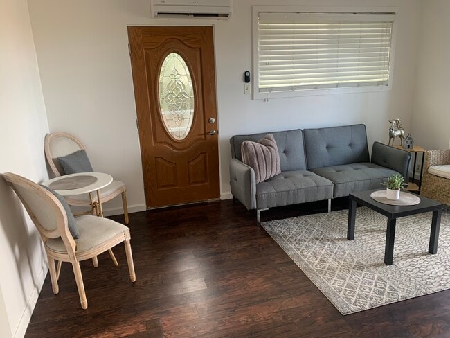 1409 Auauki St, Unit # Ohana in Kailua, HI - Building Photo - Building Photo