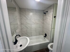 1264 S 6th Ave in Scranton, PA - Building Photo - Building Photo