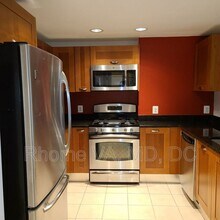 2451 Midtown Ave in Alexandria, VA - Building Photo - Building Photo