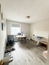 17 Adamson St, Unit #1 in Boston, MA - Building Photo - Building Photo