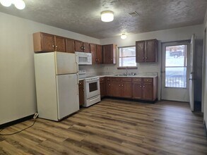 535 New Alexandria Rd, Unit 2 in Greensburg, PA - Building Photo - Building Photo