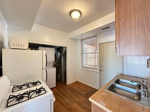 4550 N Western Ave in Chicago, IL - Building Photo - Building Photo