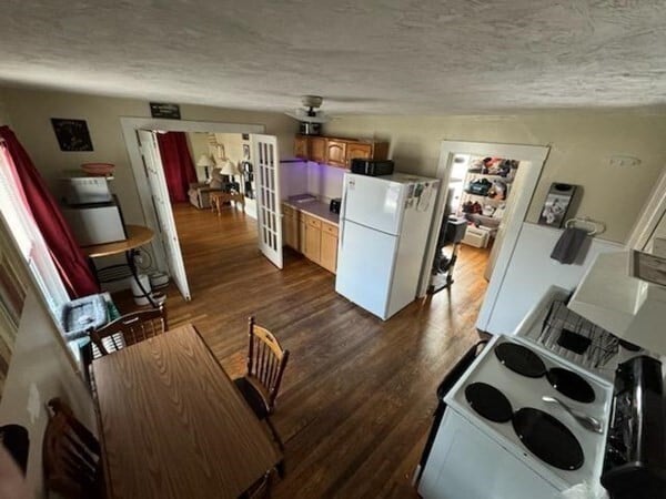 169 Main St in Avon, MA - Building Photo