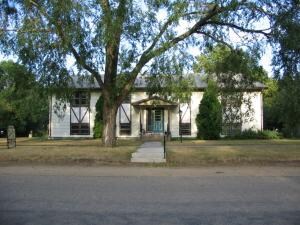 Viking Apartments in Clark, SD - Foto de edificio