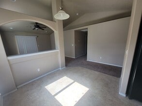 9378 W 5th Pl in Kennewick, WA - Building Photo - Building Photo