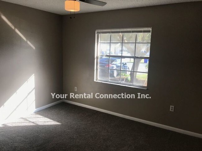 724 Zella Ln in Lakeland, FL - Building Photo - Building Photo