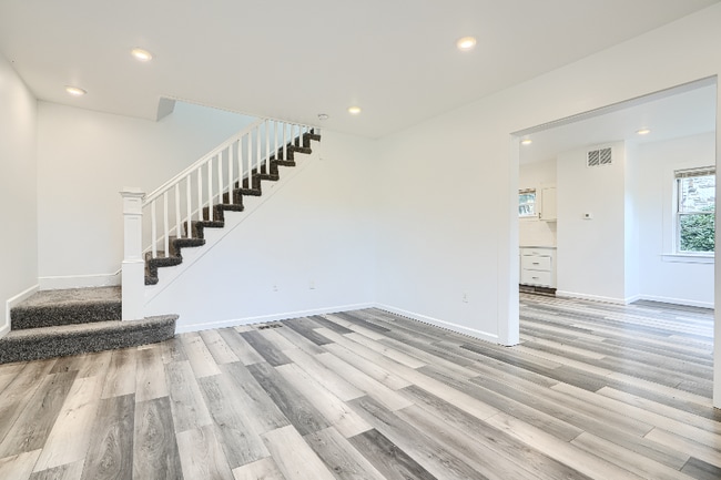 13 Summerfield Rd in Woodlawn, MD - Building Photo - Building Photo