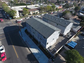 7359 Kester Ave in Van Nuys, CA - Building Photo - Building Photo