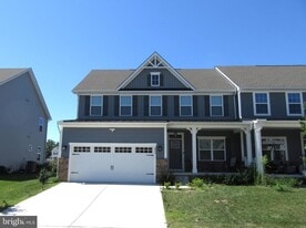 604 Longleaf Dr, Unit 7208 in Christiana, DE - Building Photo