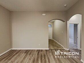 220 Clark Dr in Ferris, TX - Building Photo - Building Photo