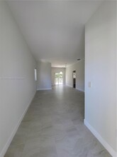 378 NE 25th Pl in Homestead, FL - Foto de edificio - Building Photo