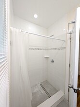 22 Holyoke Rd, Unit 1 in Somerville, MA - Building Photo - Building Photo