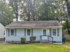 811 Winnetka Ave in Richmond, VA - Building Photo