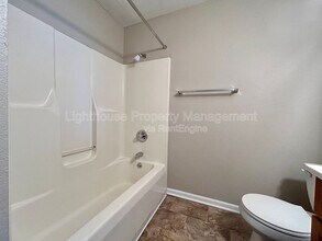 585 W Randall St in Coopersville, MI - Foto de edificio - Building Photo