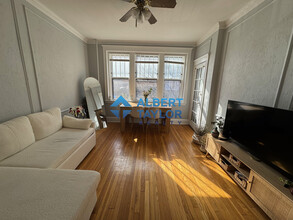 153 Strathmore Rd, Unit 1 in Boston, MA - Building Photo - Building Photo