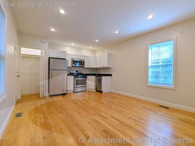 44 Cogswell Ave, Unit #3