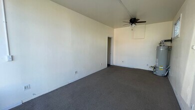 6207-6215 MacArthur Blvd in Oakland, CA - Building Photo - Building Photo