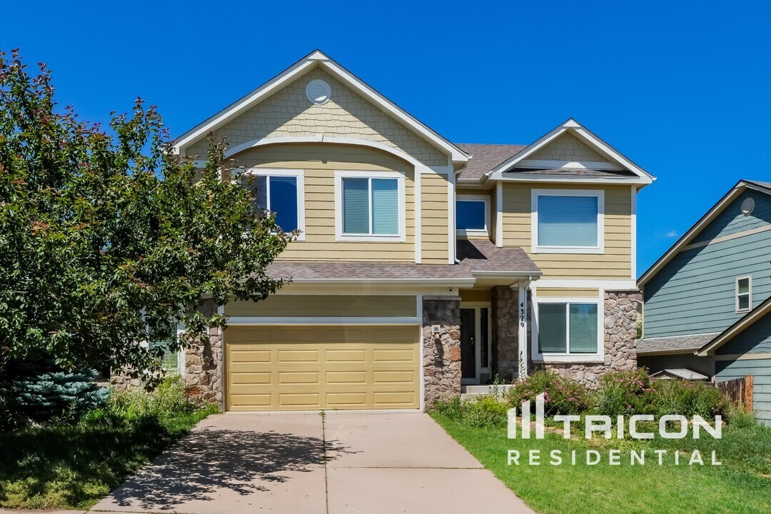 4329 Centerville Dr in Colorado Springs, CO - Building Photo