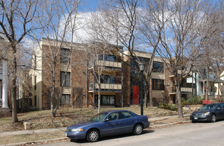 2438 Grand Ave S in Minneapolis, MN - Foto de edificio - Building Photo