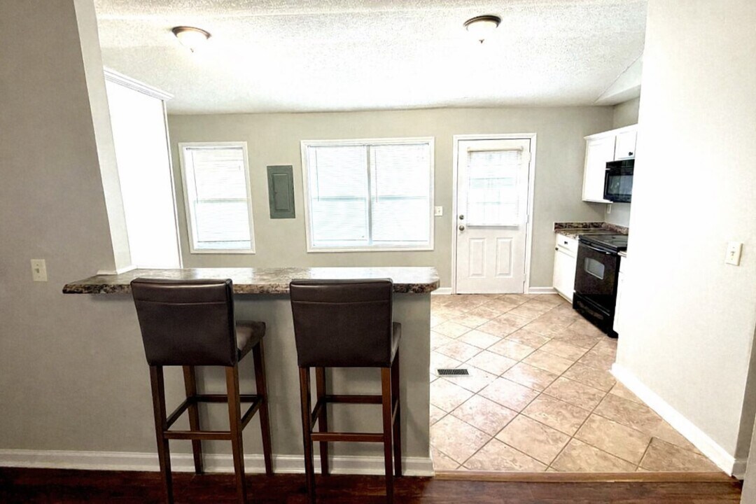 124 Riverview Ct in Columbia, SC - Building Photo