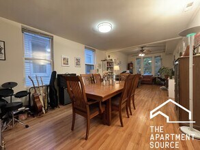 3052 W George St in Chicago, IL - Building Photo - Building Photo