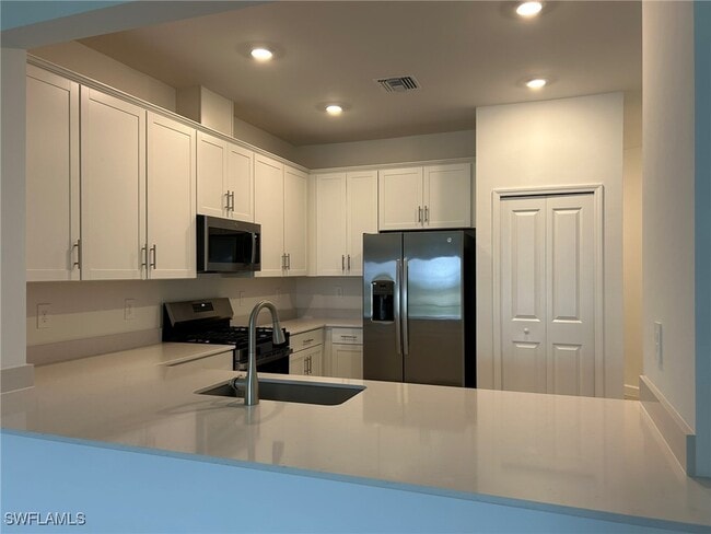 property at 19548 Hinkley Dr