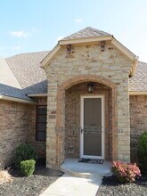 13160 Chinkapin Oak Pl in Choctaw, OK - Building Photo - Building Photo