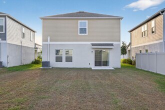 7630 Twinleaf Ter Wy in Parrish, FL - Building Photo - Building Photo