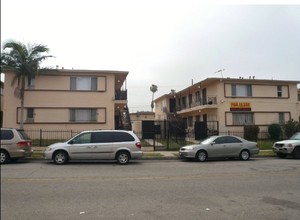 10222 Woodworth Ave in Inglewood, CA - Building Photo - Building Photo