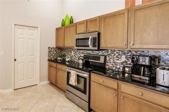 109 SW 20th St in Cape Coral, FL - Foto de edificio - Building Photo
