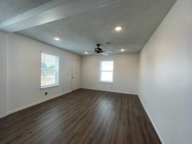 property at 5320-5322 Carver Dr