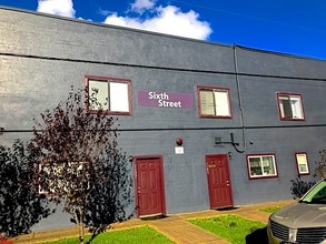 The Station Apartments in Albany, OR - Building Photo - Building Photo