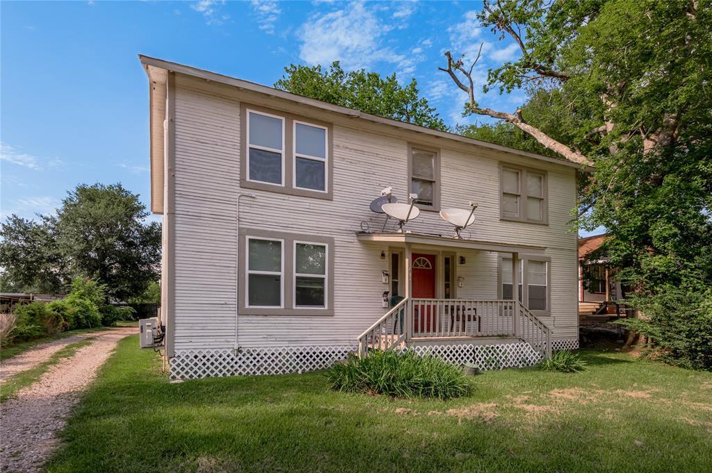 617 12th St-Unit -3 in Huntsville, TX - Building Photo