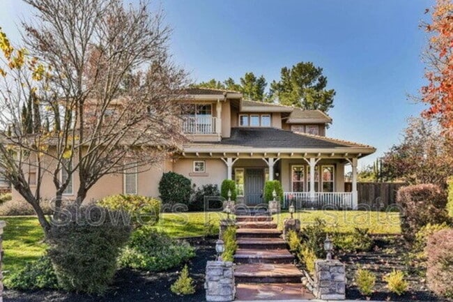 property at 125 Elliott Ct