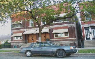 928-930 W 36th St Apartments