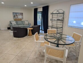 850 Benevento Ave in Coral Gables, FL - Building Photo - Building Photo