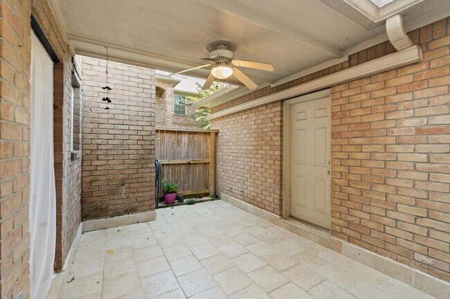 property at 1118 Enclave Square E