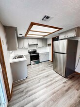 6910 SW Forest Ave in Lawton, OK - Building Photo - Building Photo