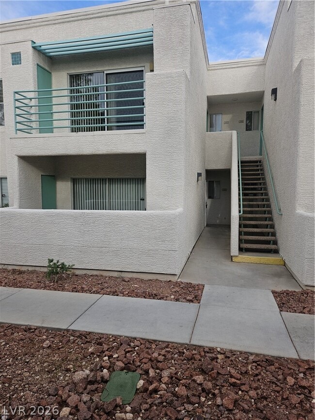 property at 7100 W Pirates Cove Rd