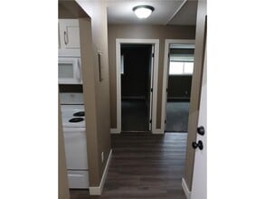 801 Pearl Ave in Marshall, MN - Building Photo - Building Photo