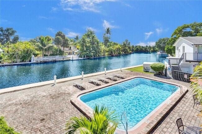 1816 E Oakland Park Blvd in Oakland Park, FL - Building Photo - Building Photo