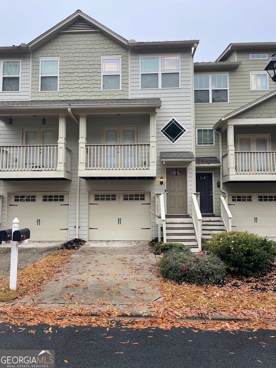 1077 Liberty Pkwy NW in Atlanta, GA - Building Photo