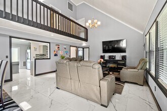 20 Clearview in Pointblank, TX - Building Photo - Building Photo