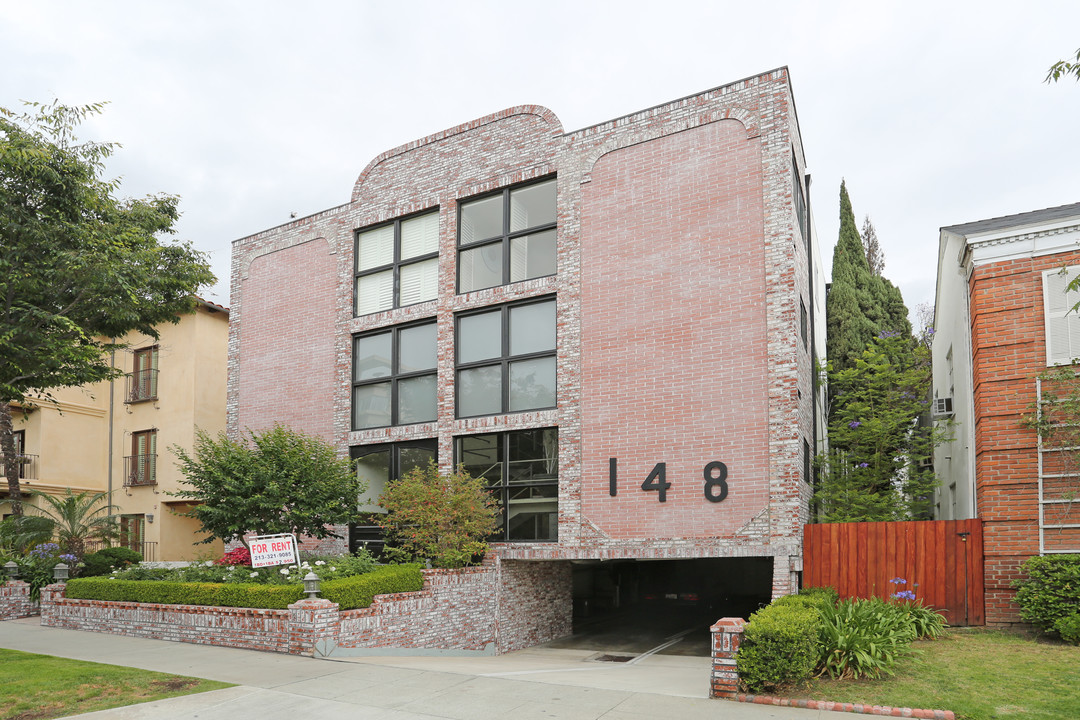148 S Reeves Dr in Beverly Hills, CA - Foto de edificio