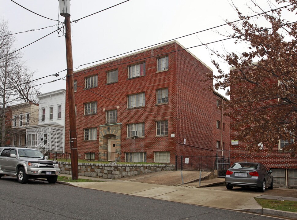 505 Jefferson St NW in Washington, DC - Foto de edificio